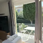 Lorette Hideway Apartament *